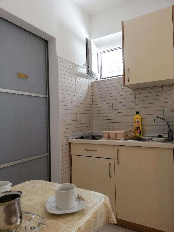 Apartments Aniko Saric Tučepi Zewnętrze zdjęcie